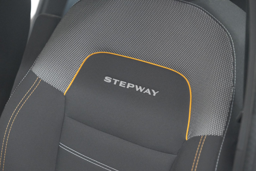 Dacia SANDERO Stepway TCe 100 Bi-Fuel Comfort | Camera | Apple Carplay | Navigatie | Parkeersensoren