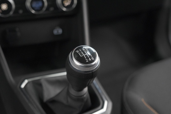 Dacia SANDERO Stepway TCe 100 Bi-Fuel Comfort | Camera | Apple Carplay | Navigatie | Parkeersensoren