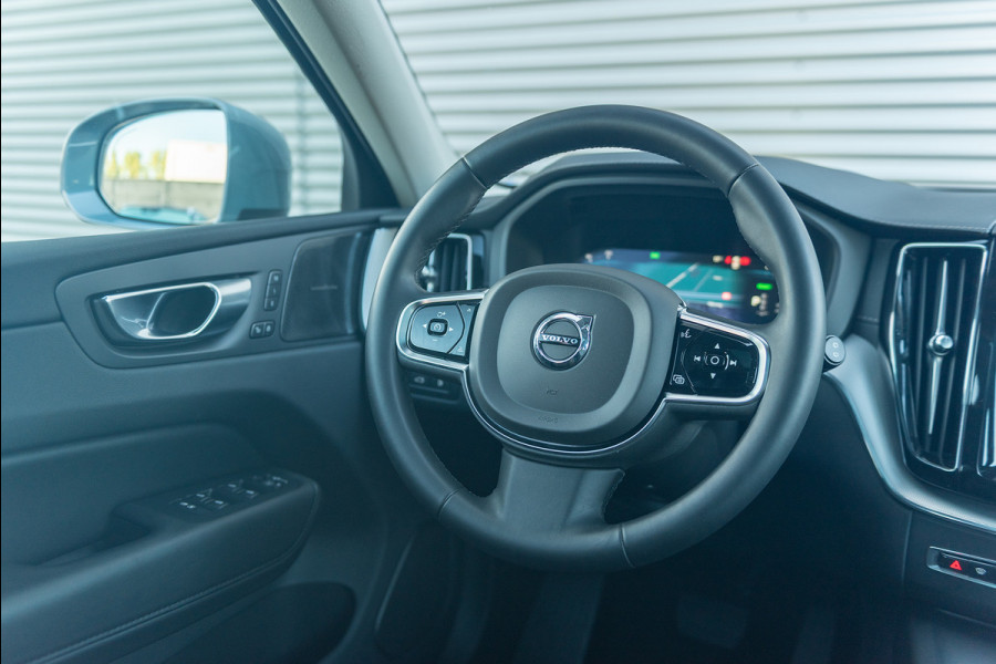 Volvo XC60 T8 Aut. Long Range Ultimate Bright ACC Parkeercamera Leder 455pk Volvo XC60 T8 Aut. Long Range Ultimate Bright ACC Parkeercamera Leder 455pk