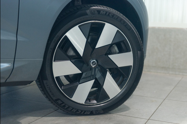 Volvo XC60 T8 Aut. Long Range Ultimate Bright ACC Parkeercamera Leder 455pk Volvo XC60 T8 Aut. Long Range Ultimate Bright ACC Parkeercamera Leder 455pk