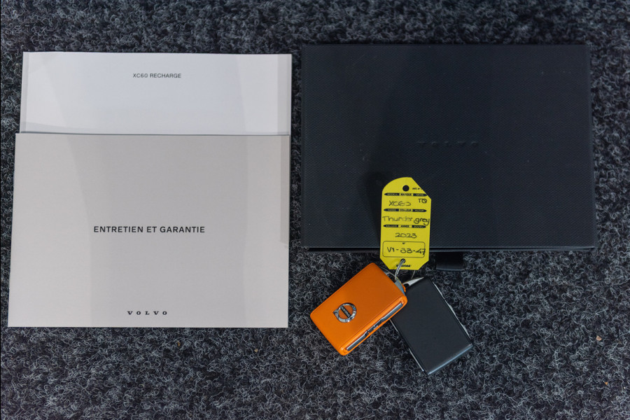 Volvo XC60 T8 Aut. Long Range Ultimate Bright ACC Parkeercamera Leder 455pk Volvo XC60 T8 Aut. Long Range Ultimate Bright ACC Parkeercamera Leder 455pk