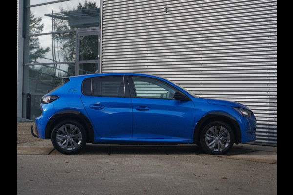 Peugeot e-208 EV Allure Pack 50 kWh Afn. Trekhaak | Soh 96%