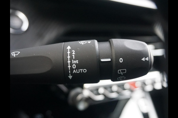Peugeot e-208 EV Allure Pack 50 kWh Afn. Trekhaak | Soh 96%