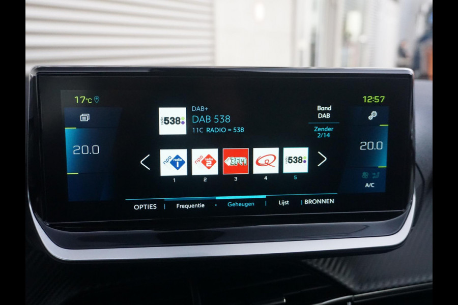 Peugeot e-208 EV Allure Pack 50 kWh Afn. Trekhaak | Soh 96%