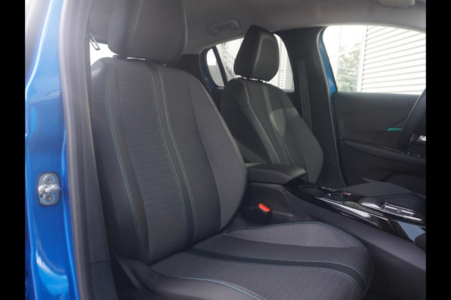 Peugeot e-208 EV Allure Pack 50 kWh Afn. Trekhaak | Soh 96%