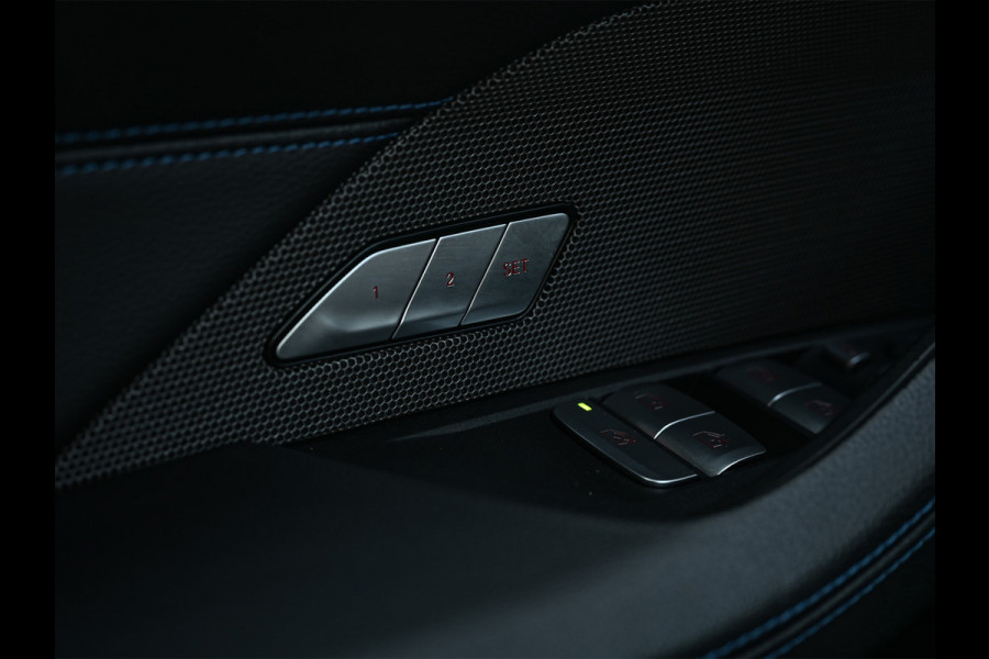 BMW i4 M50 GRAN COUPE HIGH EXECUTIVE 84 kWh 544 PK| M-SPORT PRO | COMFORT ACCESS | CARBON-PAKKET | MEMORY SEATS | LEDER | STUURWIELVERW BMW i4 M50 GRAN COUPE HIGH EXECUTIVE 84 kWh 544 PK| M-SPORT PRO | COMFORT ACCESS | CARBON-PAKKET | MEMORY SEATS | LEDER | STUURWIELVERW