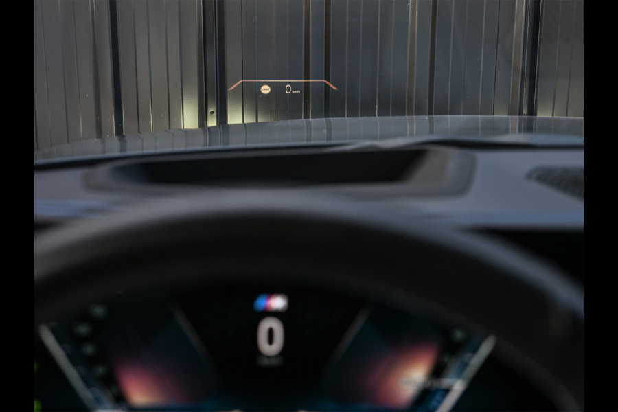 BMW i4 M50 GRAN COUPE HIGH EXECUTIVE 84 kWh 544 PK| M-SPORT PRO | COMFORT ACCESS | CARBON-PAKKET | MEMORY SEATS | LEDER | STUURWIELVERW BMW i4 M50 GRAN COUPE HIGH EXECUTIVE 84 kWh 544 PK| M-SPORT PRO | COMFORT ACCESS | CARBON-PAKKET | MEMORY SEATS | LEDER | STUURWIELVERW