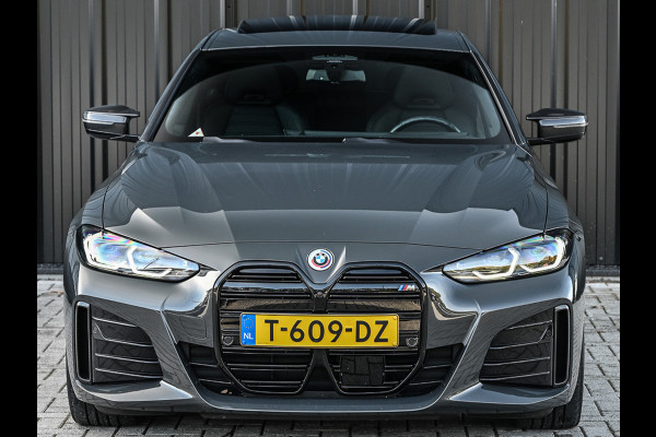 BMW i4 M50 GRAN COUPE HIGH EXECUTIVE 84 kWh 544 PK| M-SPORT PRO | COMFORT ACCESS | CARBON-PAKKET | MEMORY SEATS | LEDER | STUURWIELVERW BMW i4 M50 GRAN COUPE HIGH EXECUTIVE 84 kWh 544 PK| M-SPORT PRO | COMFORT ACCESS | CARBON-PAKKET | MEMORY SEATS | LEDER | STUURWIELVERW