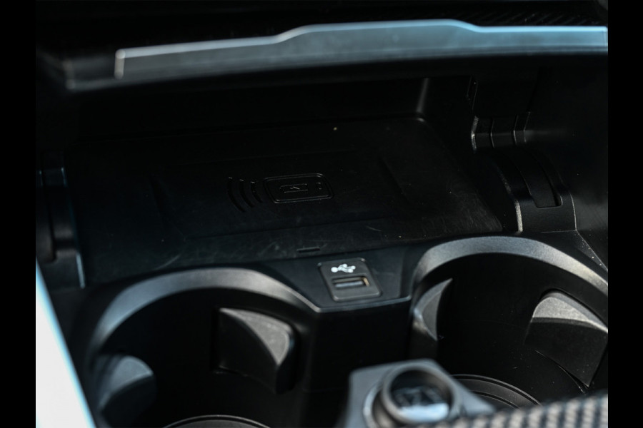 BMW i4 M50 GRAN COUPE HIGH EXECUTIVE 84 kWh 544 PK| M-SPORT PRO | COMFORT ACCESS | CARBON-PAKKET | MEMORY SEATS | LEDER | STUURWIELVERW BMW i4 M50 GRAN COUPE HIGH EXECUTIVE 84 kWh 544 PK| M-SPORT PRO | COMFORT ACCESS | CARBON-PAKKET | MEMORY SEATS | LEDER | STUURWIELVERW