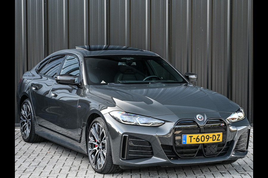 BMW i4 M50 GRAN COUPE HIGH EXECUTIVE 84 kWh 544 PK| M-SPORT PRO | COMFORT ACCESS | CARBON-PAKKET | MEMORY SEATS | LEDER | STUURWIELVERW BMW i4 M50 GRAN COUPE HIGH EXECUTIVE 84 kWh 544 PK| M-SPORT PRO | COMFORT ACCESS | CARBON-PAKKET | MEMORY SEATS | LEDER | STUURWIELVERW