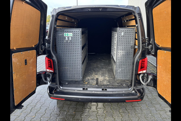 Volkswagen Transporter 2.0 TDI L2H1 BULLI 4Motion*AUTOM.*ACC*CAM*ECC*CARP