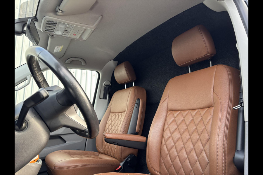 Volkswagen Transporter 2.0 TDI L2H1 BULLI 4Motion*AUTOM.*ACC*CAM*ECC*CARP