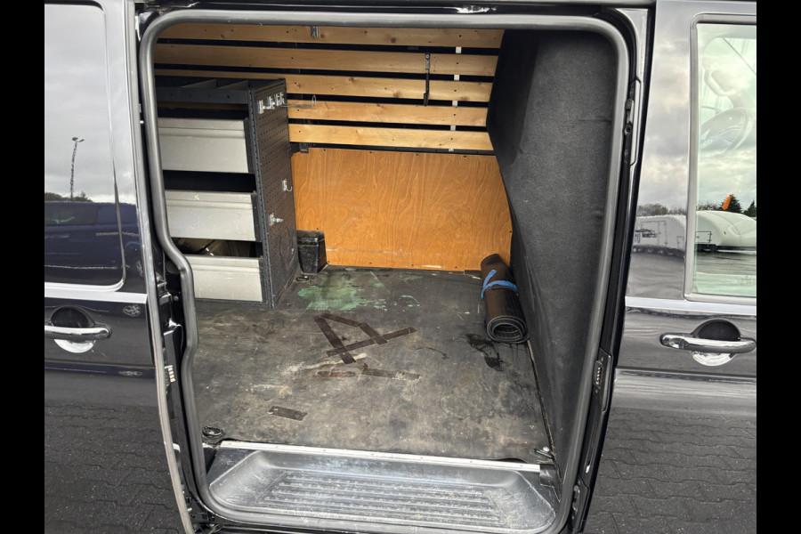 Volkswagen Transporter 2.0 TDI L2H1 BULLI 4Motion*AUTOM.*ACC*CAM*ECC*CARP