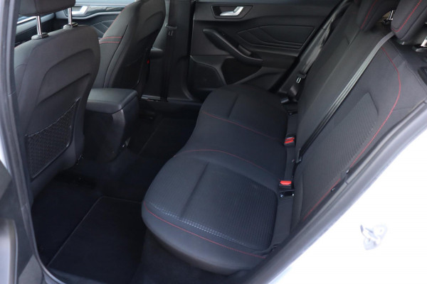 Ford FOCUS Wagon 1.5 EcoBoost ST Line Business org.nl Ford FOCUS Wagon 1.5 EcoBoost ST Line Business org.nl