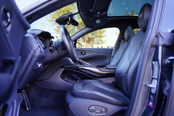 Aston Martin Dbx 4.0 V8 2022 Panoramadak 23 Inch Aston Martin Dbx 4.0 V8 2022 Panoramadak 23 Inch