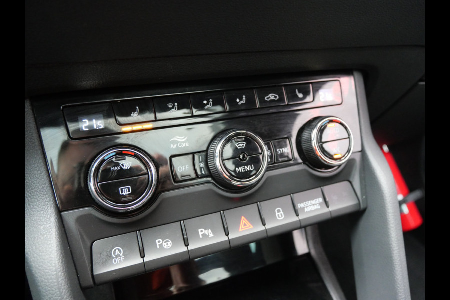 Škoda Karoq 1.5 TSI SPORTLINE | AUTOMAAT | A.C.C | PANO | TREKHAAK | CAMERA | BTW-AUTO!! Škoda Karoq 1.5 TSI SPORTLINE | AUTOMAAT | A.C.C | PANO | TREKHAAK | CAMERA | BTW-AUTO!!