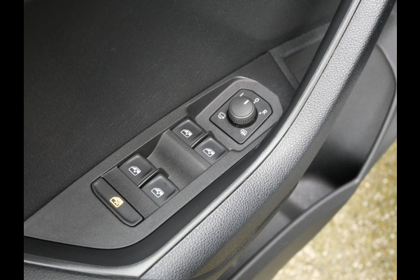 Škoda Karoq 1.5 TSI SPORTLINE | AUTOMAAT | A.C.C | PANO | TREKHAAK | CAMERA | BTW-AUTO!! Škoda Karoq 1.5 TSI SPORTLINE | AUTOMAAT | A.C.C | PANO | TREKHAAK | CAMERA | BTW-AUTO!!