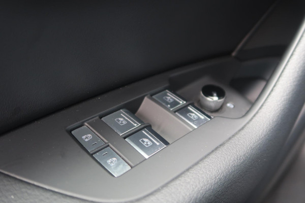 Audi A6 Avant 55 TFSI Quattro S Competition Massage Head Up Trekhaak Audi A6 Avant 55 TFSI Quattro S Competition Massage Head Up Trekhaak