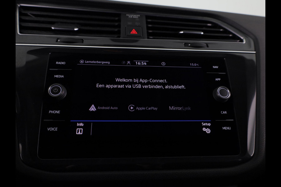 Volkswagen Tiguan Allspace 1.5 TSI Life Business 7p. Automaat (DSG) | Navigatie | Parkeersensoren | Adaptieve cruise control | Carplay | Volkswagen Tiguan Allspace 1.5 TSI Life Business 7p. Automaat (DSG) | Navigatie | Parkeersensoren | Adaptieve cruise control | Carplay |