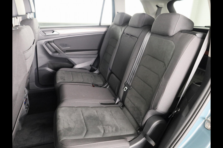 Volkswagen Tiguan Allspace 1.5 TSI Life Business 7p. Automaat (DSG) | Navigatie | Parkeersensoren | Adaptieve cruise control | Carplay | Volkswagen Tiguan Allspace 1.5 TSI Life Business 7p. Automaat (DSG) | Navigatie | Parkeersensoren | Adaptieve cruise control | Carplay |