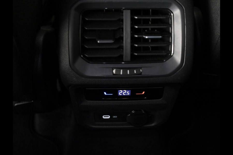 Volkswagen Tiguan Allspace 1.5 TSI Life Business 7p. Automaat (DSG) | Navigatie | Parkeersensoren | Adaptieve cruise control | Carplay | Volkswagen Tiguan Allspace 1.5 TSI Life Business 7p. Automaat (DSG) | Navigatie | Parkeersensoren | Adaptieve cruise control | Carplay |