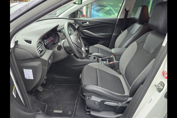 Opel Grandland X 1.2 Turbo Innovation | 2E EIGENAAR| 12 MND GARANTIE | NAVI | CAMERA | TREKHAAK |