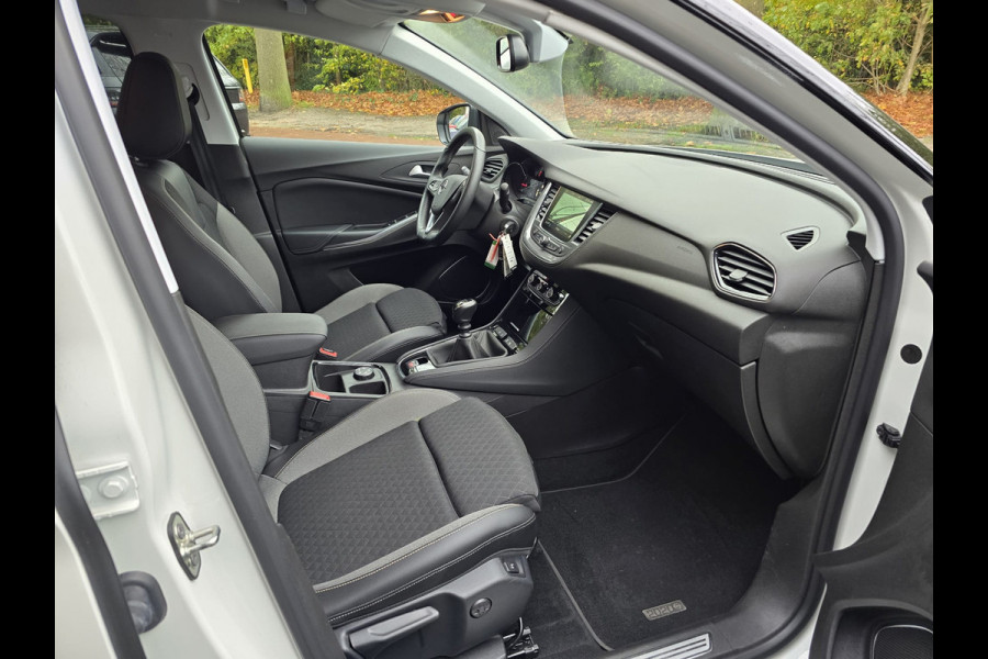 Opel Grandland X 1.2 Turbo Innovation | 2E EIGENAAR| 12 MND GARANTIE | NAVI | CAMERA | TREKHAAK |