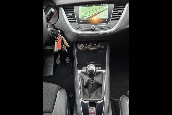 Opel Grandland X 1.2 Turbo Innovation | 2E EIGENAAR| 12 MND GARANTIE | NAVI | CAMERA | TREKHAAK |