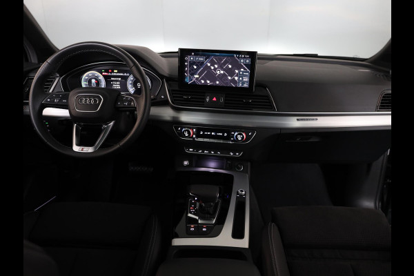 Audi Q5 50 TFSI e S-line Competition 299pk |  Panoramadak | Gratis Winterset | Wegklapbare trekhaak | B&O Audio