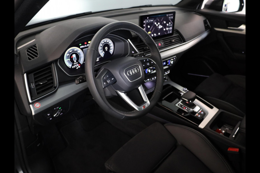 Audi Q5 50 TFSI e S-line Competition 299pk |  Panoramadak | Gratis Winterset | Wegklapbare trekhaak | B&O Audio