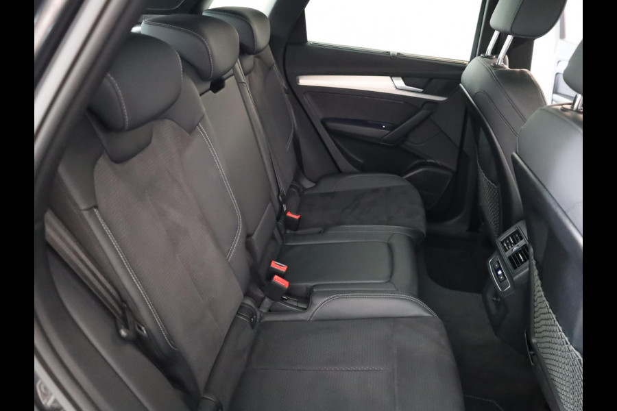 Audi Q5 50 TFSI e S-line Competition 299pk |  Panoramadak | Gratis Winterset | Wegklapbare trekhaak | B&O Audio