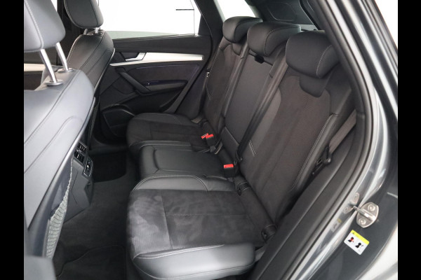 Audi Q5 50 TFSI e S-line Competition 299pk |  Panoramadak | Gratis Winterset | Wegklapbare trekhaak | B&O Audio