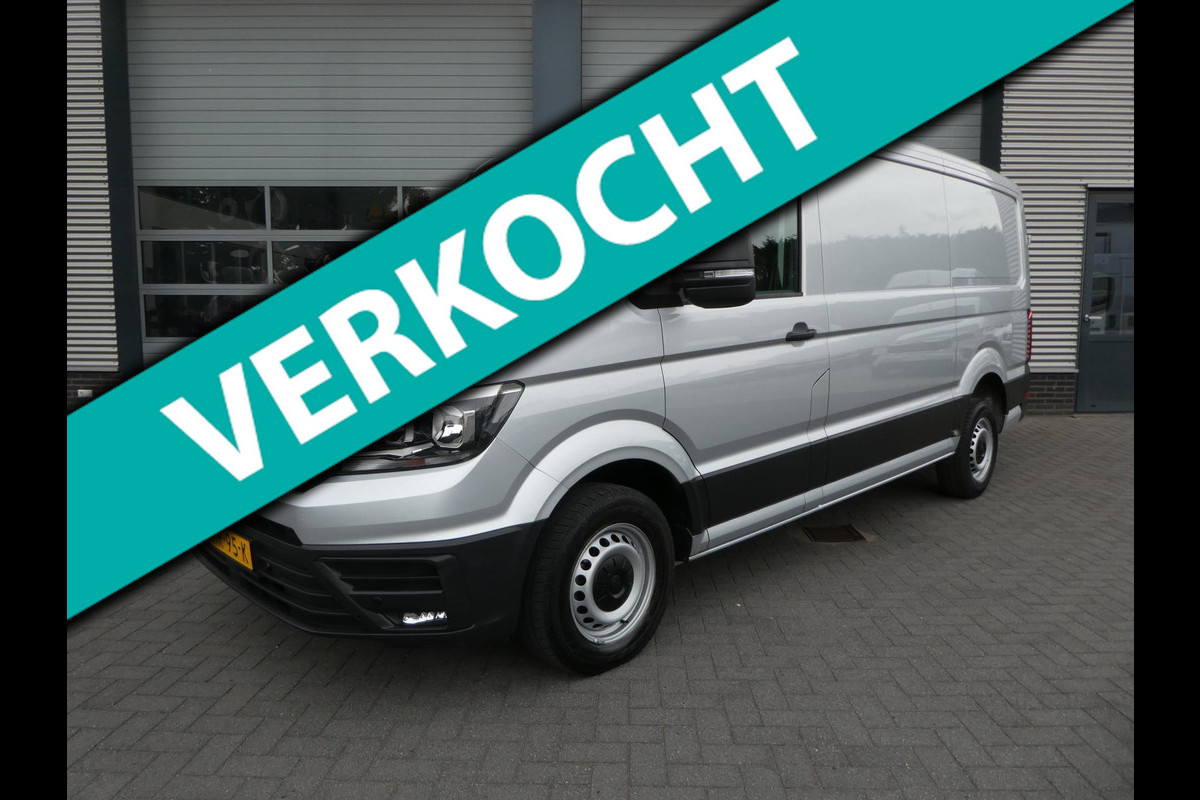 Volkswagen Crafter 35 2.0 TDI 140pk L3H2 ( L2H1 ) airco, camera ,trekhaak , 3 zits
