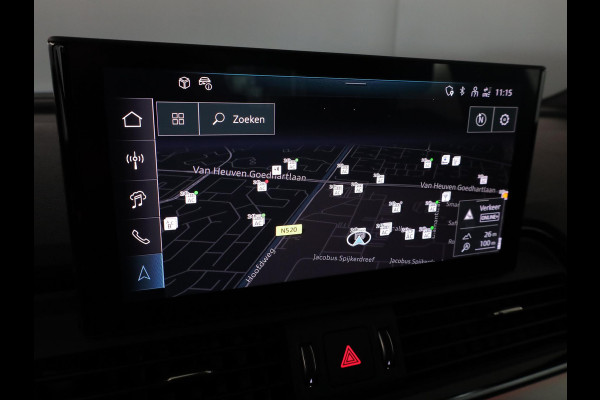 Audi Q5 55 TFSI e quattro S Competition 367 pk S-tronic | Verlengde garantie | Gratis Winterset | Panoramadak | Trekhaak (wegklapbaar) | Parkeersensoren | Achteruitrijcamera | Stoelverwarming v/a | S-Line | Audi Q5 55 TFSI e quattro S Competition 367 pk S-tronic | Verlengde garantie | Gratis Winterset | Panoramadak | Trekhaak (wegklapbaar) | Parkeersensoren | Achteruitrijcamera | Stoelverwarming v/a | S-Line |