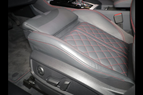 Audi Q5 55 TFSI e quattro S Competition 367 pk S-tronic | Verlengde garantie | Gratis Winterset | Panoramadak | Trekhaak (wegklapbaar) | Parkeersensoren | Achteruitrijcamera | Stoelverwarming v/a | S-Line | Audi Q5 55 TFSI e quattro S Competition 367 pk S-tronic | Verlengde garantie | Gratis Winterset | Panoramadak | Trekhaak (wegklapbaar) | Parkeersensoren | Achteruitrijcamera | Stoelverwarming v/a | S-Line |