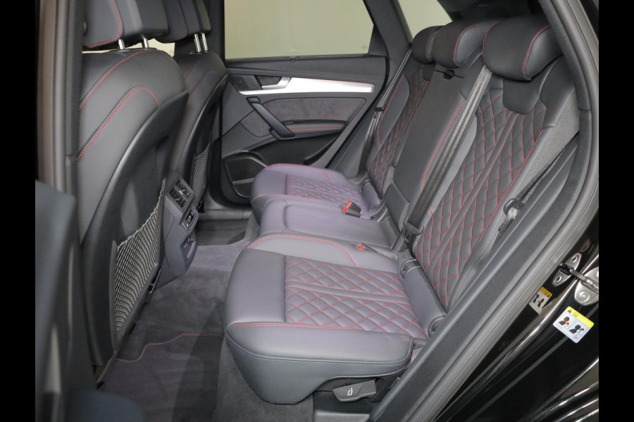 Audi Q5 55 TFSI e quattro S Competition 367 pk S-tronic | Verlengde garantie | Gratis Winterset | Panoramadak | Trekhaak (wegklapbaar) | Parkeersensoren | Achteruitrijcamera | Stoelverwarming v/a | S-Line | Audi Q5 55 TFSI e quattro S Competition 367 pk S-tronic | Verlengde garantie | Gratis Winterset | Panoramadak | Trekhaak (wegklapbaar) | Parkeersensoren | Achteruitrijcamera | Stoelverwarming v/a | S-Line |