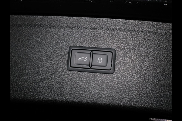 Audi Q5 55 TFSI e quattro S Competition 367 pk S-tronic | Verlengde garantie | Gratis Winterset | Panoramadak | Trekhaak (wegklapbaar) | Parkeersensoren | Achteruitrijcamera | Stoelverwarming v/a | S-Line | Audi Q5 55 TFSI e quattro S Competition 367 pk S-tronic | Verlengde garantie | Gratis Winterset | Panoramadak | Trekhaak (wegklapbaar) | Parkeersensoren | Achteruitrijcamera | Stoelverwarming v/a | S-Line |