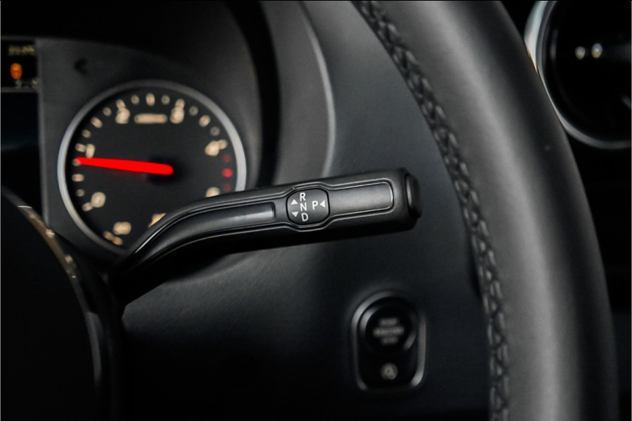 Mercedes-Benz Sprinter 319 1.9 CDI L2H2 RWD Distronic Camera LED Navi Trekhaak 3.5T