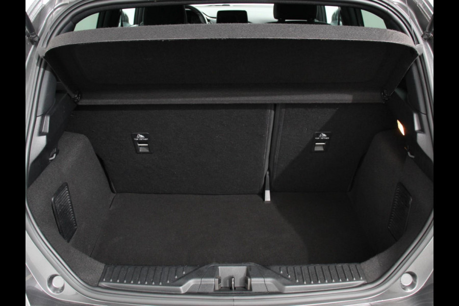 Ford Fiesta 1.0 EcoBoost 155pk Hybrid ST-Line | DEMO ! | Navigatie | Climate Control | Stoelverwarming | Extra Getint Glas | Cruise Control Ford Fiesta 1.0 EcoBoost 155pk Hybrid ST-Line | DEMO ! | Navigatie | Climate Control | Stoelverwarming | Extra Getint Glas | Cruise Control