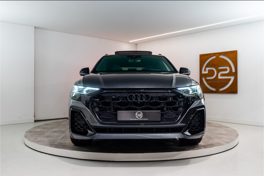 Audi Q8 60 TFSI E Quattro S-Edition Competition 490PK FACELIFT | 2025 PER DIRECT LEVERBAAR | 5 Jaar Garantie | BOMVOL!