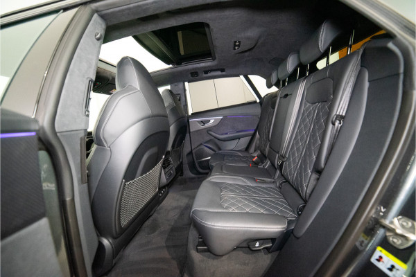 Audi Q8 60 TFSI E Quattro S-Edition Competition 490PK FACELIFT | 2025 PER DIRECT LEVERBAAR | 5 Jaar Garantie | BOMVOL!