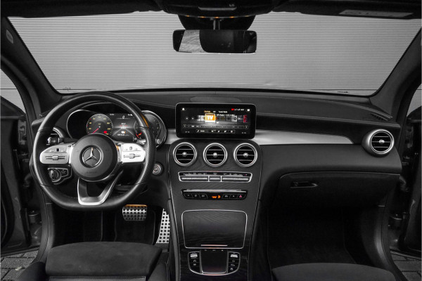 Mercedes-Benz GLC Coupé 300e 4M AMG Line Night Pano 360° Camera 19" Mercedes-Benz GLC Coupé 300e 4M AMG Line Night Pano 360° Camera 19"