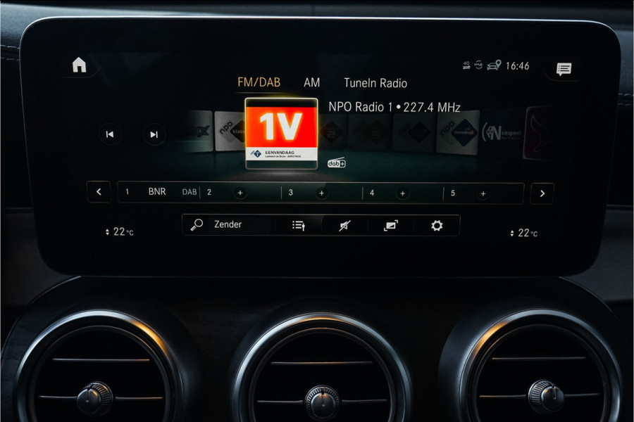 Mercedes-Benz GLC Coupé 300e 4M AMG Line Night Pano 360° Camera 19" Mercedes-Benz GLC Coupé 300e 4M AMG Line Night Pano 360° Camera 19"