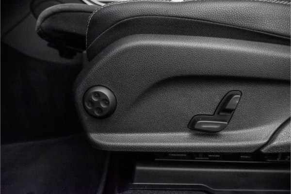 Mercedes-Benz GLC Coupé 300e 4M AMG Line Night Pano 360° Camera 19" Mercedes-Benz GLC Coupé 300e 4M AMG Line Night Pano 360° Camera 19"