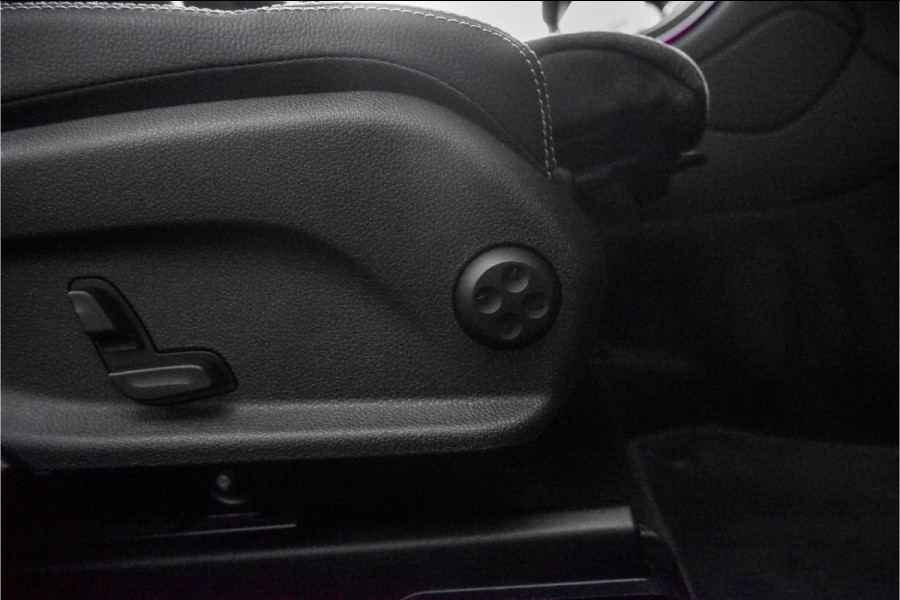 Mercedes-Benz GLC Coupé 300e 4M AMG Line Night Pano 360° Camera 19" Mercedes-Benz GLC Coupé 300e 4M AMG Line Night Pano 360° Camera 19"