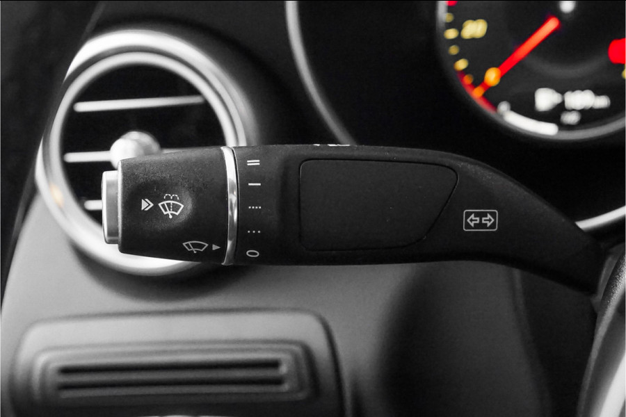 Mercedes-Benz GLC Coupé 300e 4M AMG Line Night Pano 360° Camera 19" Mercedes-Benz GLC Coupé 300e 4M AMG Line Night Pano 360° Camera 19"