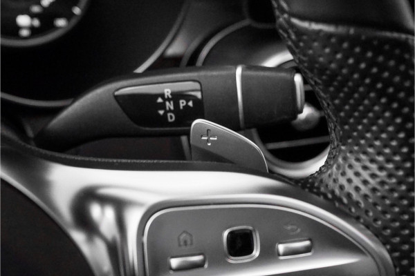 Mercedes-Benz GLC Coupé 300e 4M AMG Line Night Pano 360° Camera 19" Mercedes-Benz GLC Coupé 300e 4M AMG Line Night Pano 360° Camera 19"