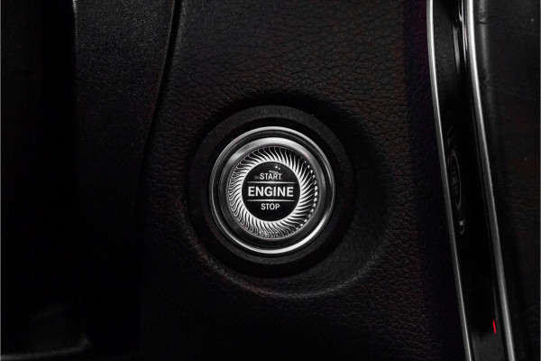 Mercedes-Benz GLC Coupé 300e 4M AMG Line Night Pano 360° Camera 19" Mercedes-Benz GLC Coupé 300e 4M AMG Line Night Pano 360° Camera 19"