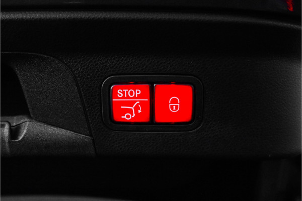 Mercedes-Benz GLC Coupé 300e 4M AMG Line Night Pano 360° Camera 19" Mercedes-Benz GLC Coupé 300e 4M AMG Line Night Pano 360° Camera 19"