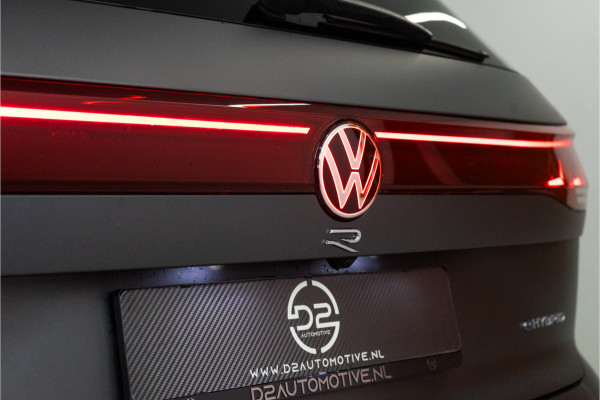 Volkswagen Touareg R 3.0 TSi eHybrid 4MOTION R 463PK | 2025 DIRECT LEVERBAAR | VOL OPTIE!